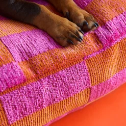 Dogguo Hondenkussen Jacquard Blok Patroon Oranje En Magenta Maat L