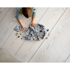 Lego Star Wars Millennium Falcon 75257