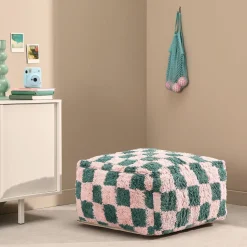 Nous Living Poef Checker