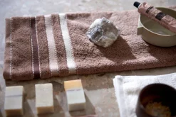 Vandyck Douchelaken Prestige Lines (140X70 Cm)